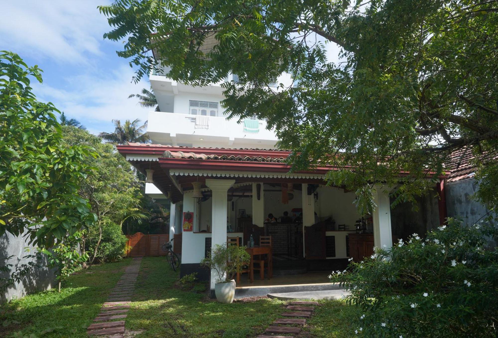 Casa Tharin Madiha Bed & Breakfast Matara Ngoại thất bức ảnh